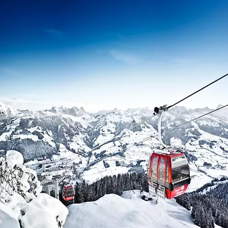 아파트 Near Slopes *